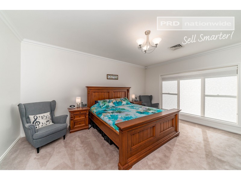28 Atherton Crescent, Tatton NSW 2650
