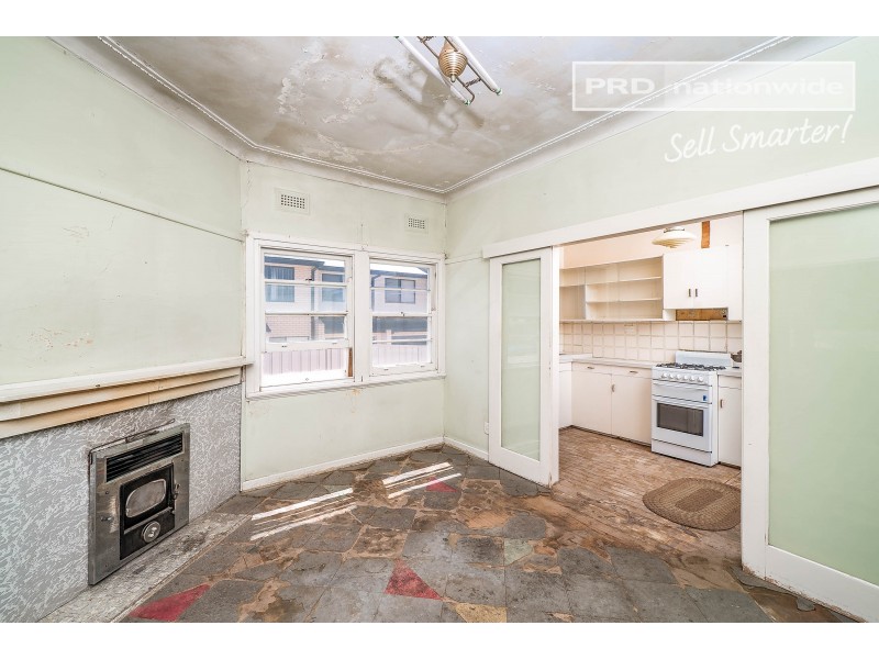 197 Lake Albert Road, Kooringal NSW 2650