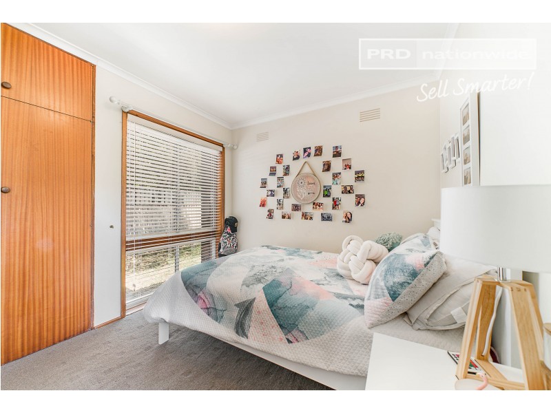 5 Falcon Place, Kooringal NSW 2650