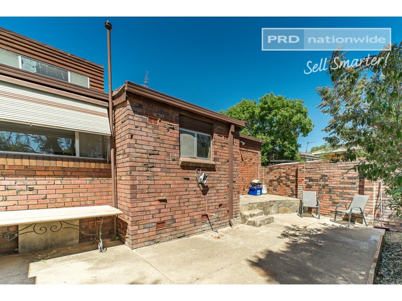 5 Falcon Place, Kooringal NSW 2650