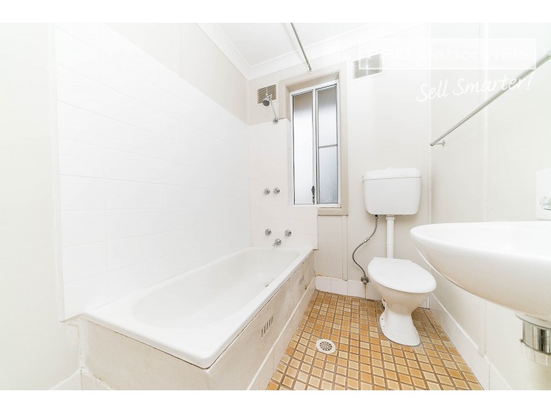 11 Sepik Road, Ashmont NSW 2650