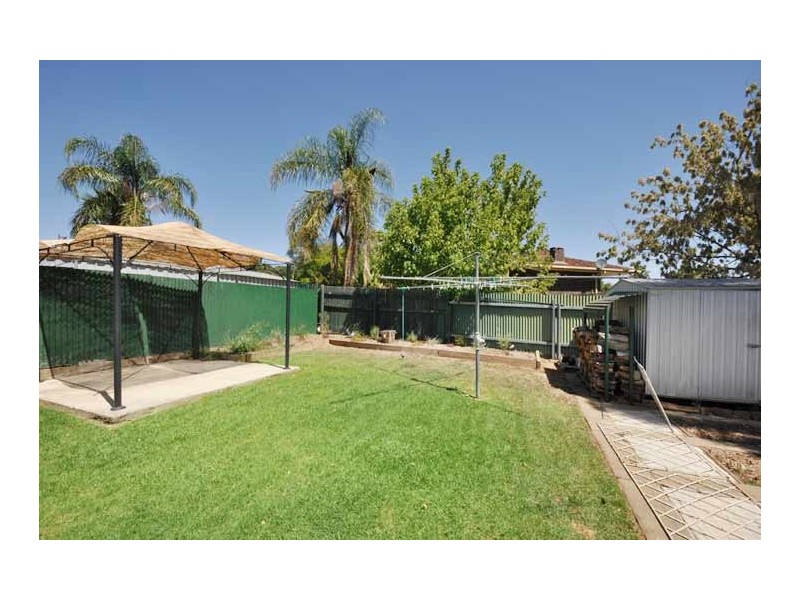 168 Fernleigh Road, Mount Austin NSW 2650
