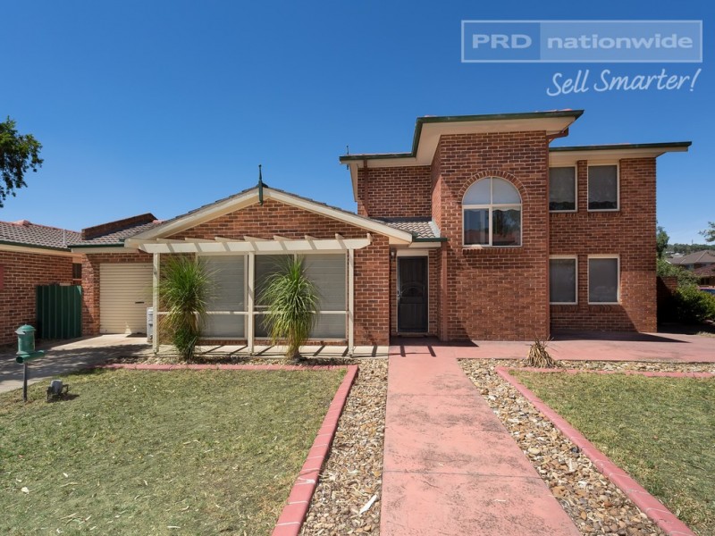 15 Bentley Place, Wagga Wagga NSW 2650