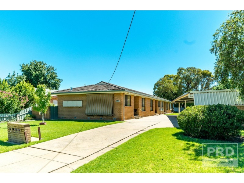 4/4 Langdon Avenue, Wagga Wagga NSW 2650