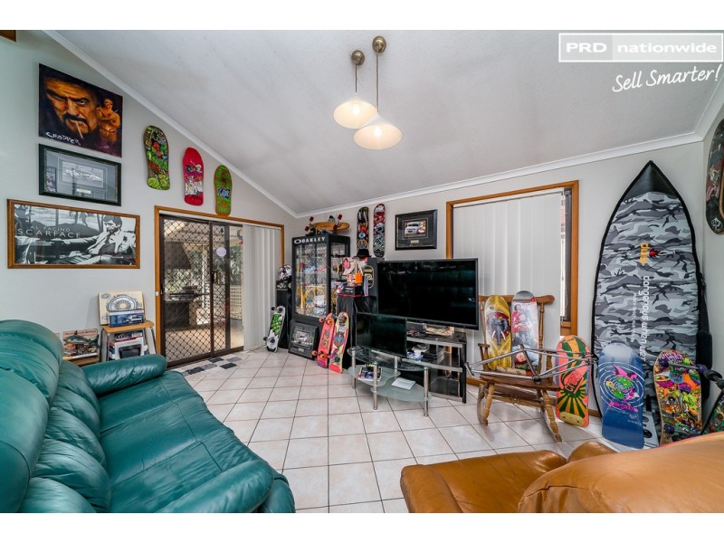 57 Undurra Drive, Glenfield Park NSW 2650
