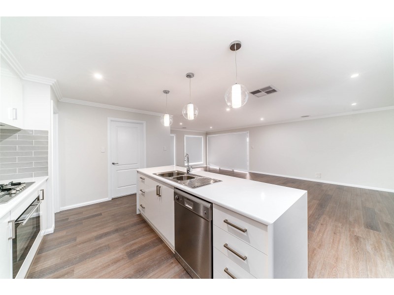 14 Thane Court, Lloyd NSW 2650