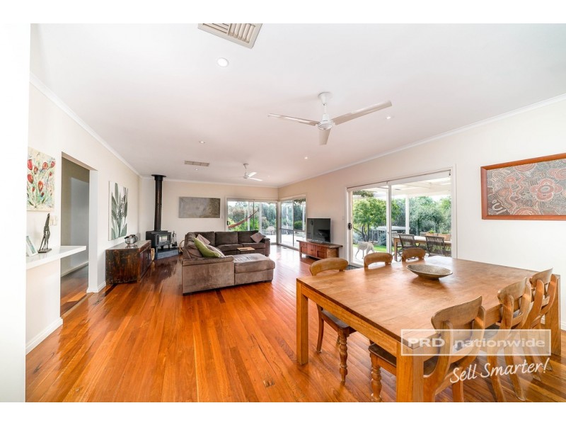 10 Kapooka Road, San Isidore NSW 2650