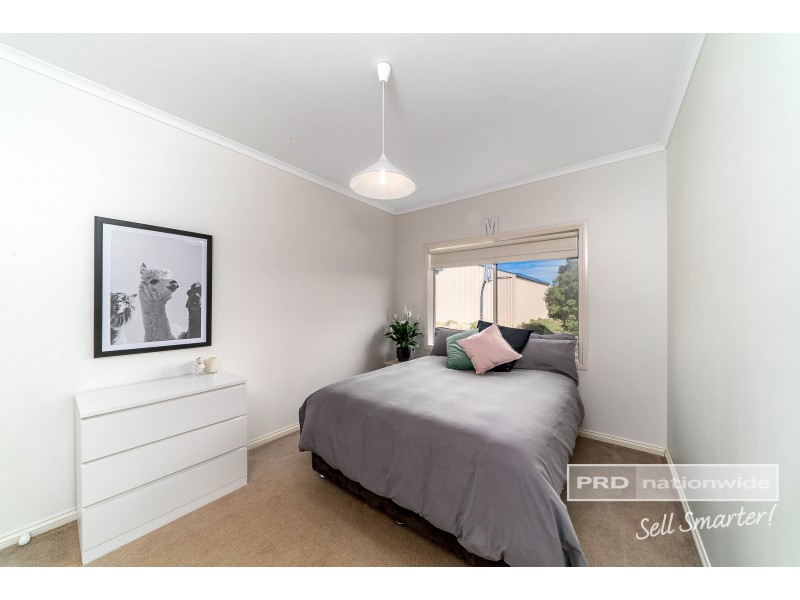 10 Kapooka Road, San Isidore NSW 2650