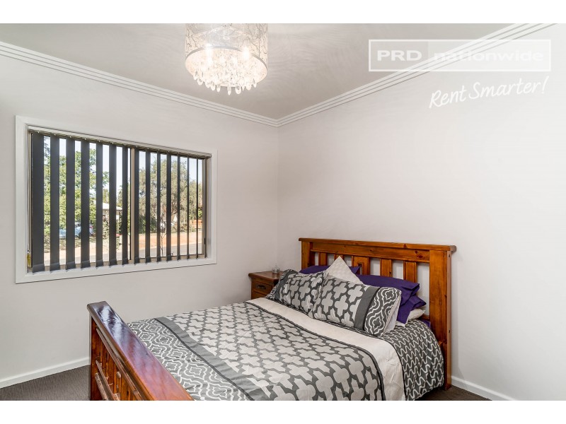 9 Marconi, Kooringal NSW 2650