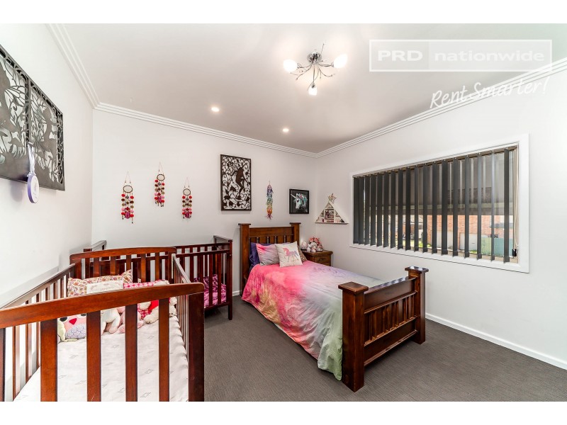 9 Marconi, Kooringal NSW 2650