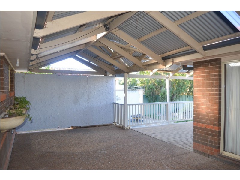 25 Kimberley Drive, Tatton NSW 2650
