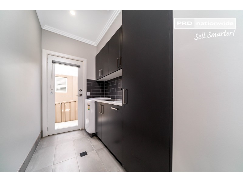 31 Kansas Drive, Tolland NSW 2650