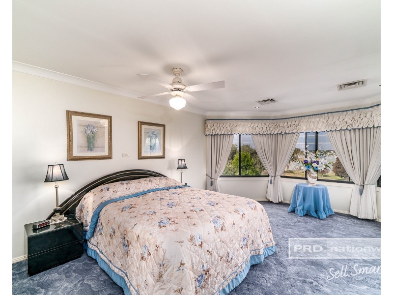 36A Dalkeith Avenue, Lake Albert NSW 2650