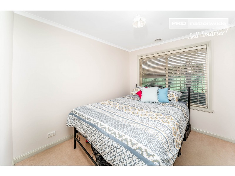 28 Roberts Way, Kooringal NSW 2650