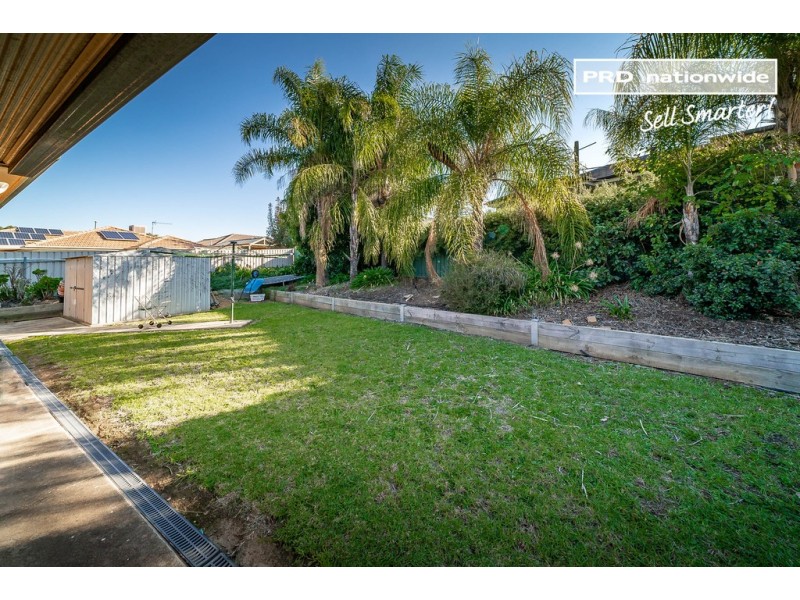 28 Roberts Way, Kooringal NSW 2650