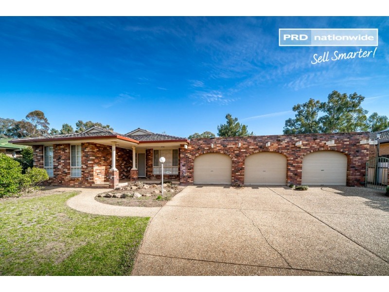 113 Dalkeith Avenue, Lake Albert NSW 2650