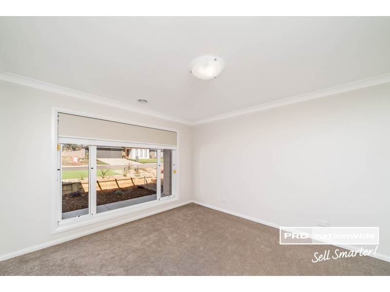 11 Thane Court, Lloyd NSW 2650
