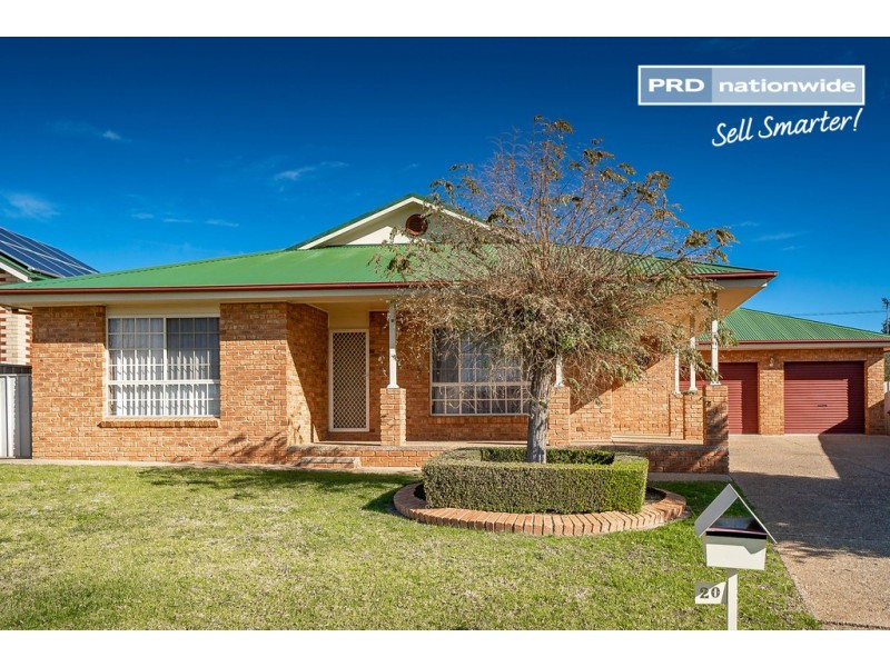 20 Paldi Crescent, Glenfield Park NSW 2650