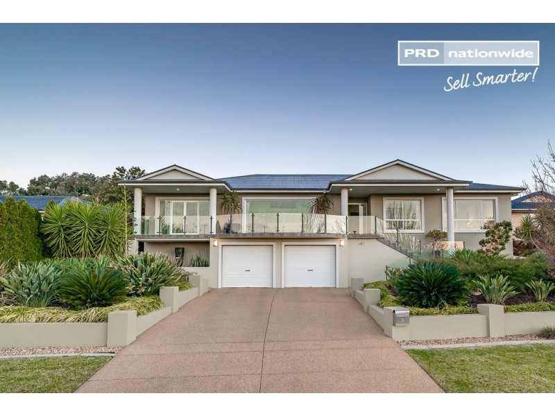 8 Clifton Street, Bourkelands NSW 2650