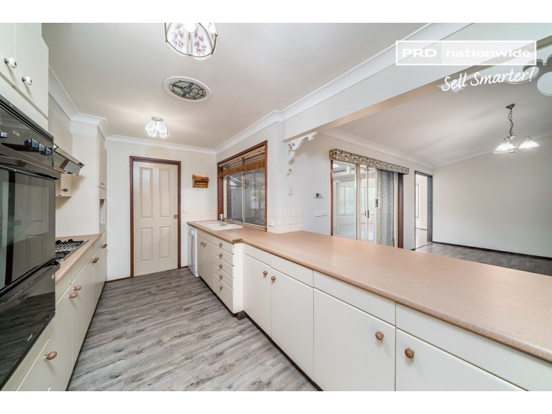 25 Kimberley Drive, Tatton NSW 2650