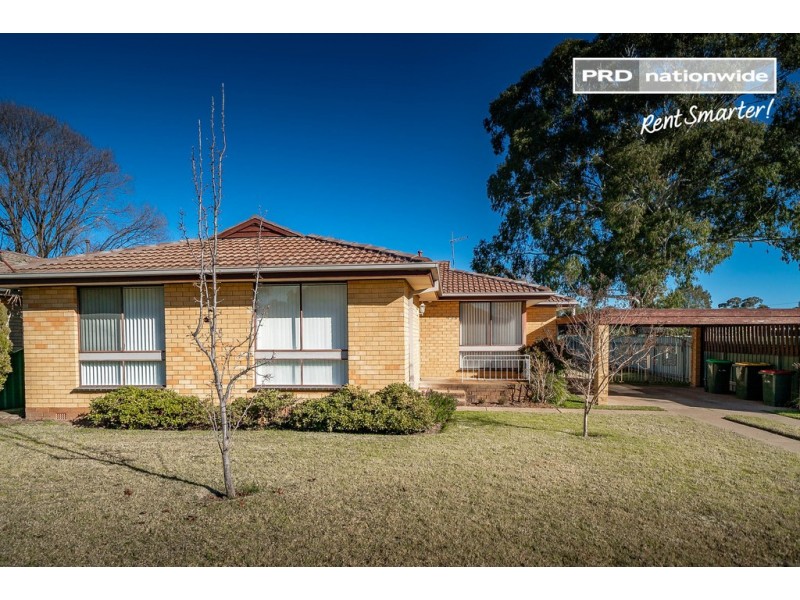 446 Lake Albert Road, Lake Albert NSW 2650