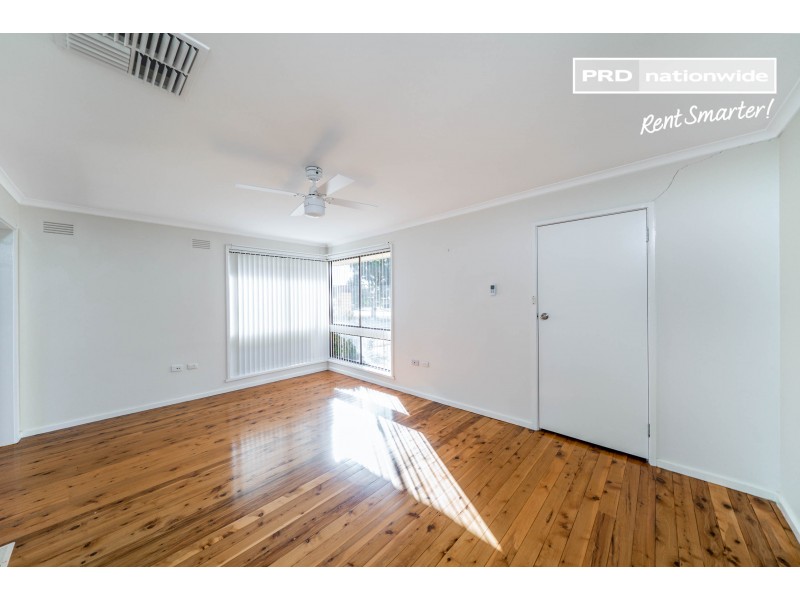 446 Lake Albert Road, Lake Albert NSW 2650