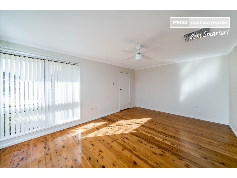 446 Lake Albert Road, Lake Albert NSW 2650