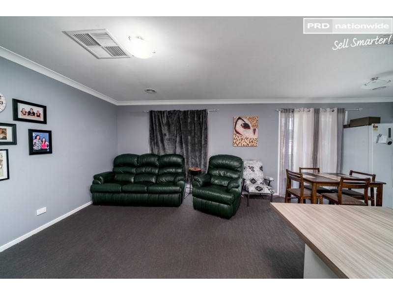 6 Mumford Street, Ashmont NSW 2650