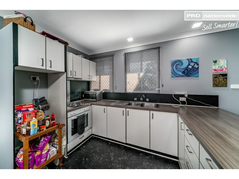 6 Mumford Street, Ashmont NSW 2650