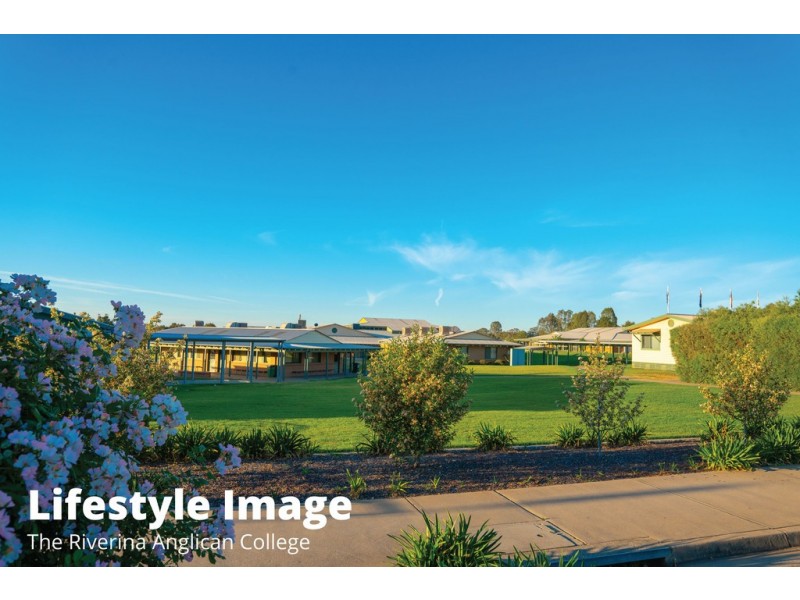 7 Sunvale Crescent, Estella NSW 2650