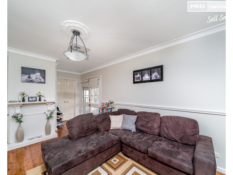 23 Gilmore Avenue, Mount Austin NSW 2650