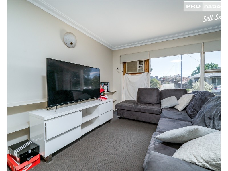 1-3/7 Manoora Avenue, Mount Austin NSW 2650