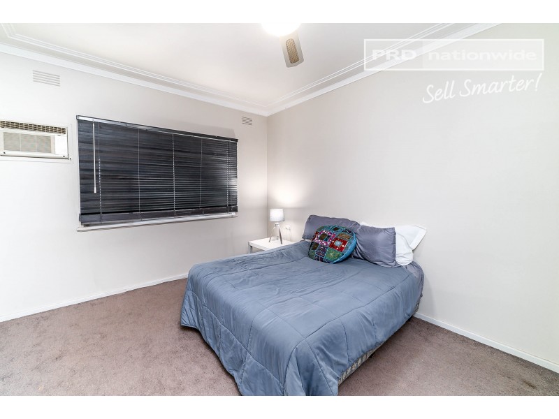 1 Waranga Avenue, Mount Austin NSW 2650