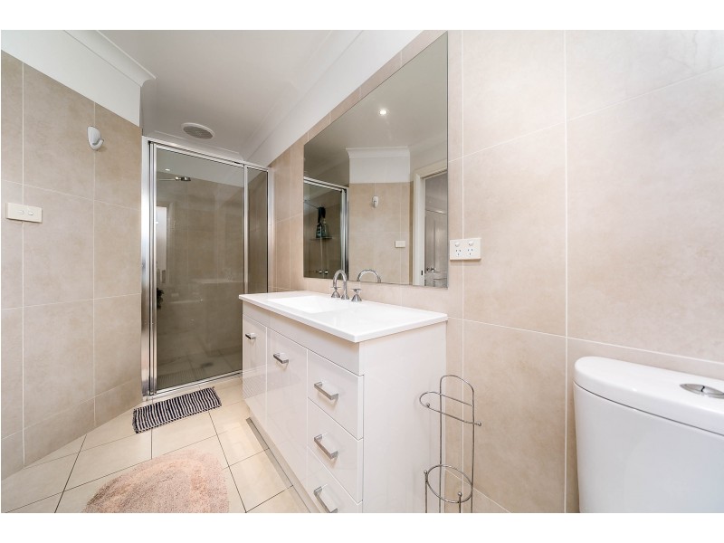 89 Kaloona Drive, Bourkelands NSW 2650