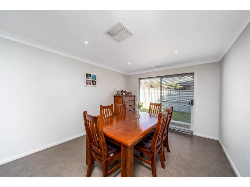 89 Kaloona Drive, Bourkelands NSW 2650