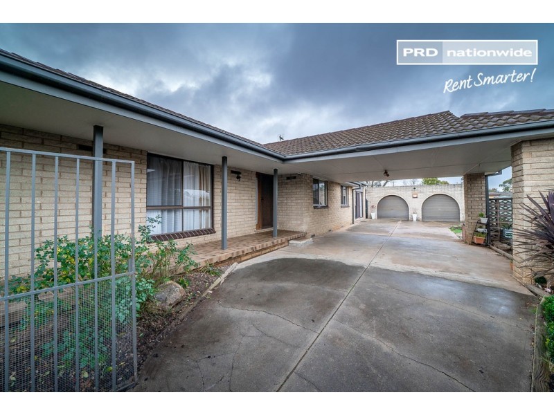 49 Red Hill Road, Kooringal NSW 2650