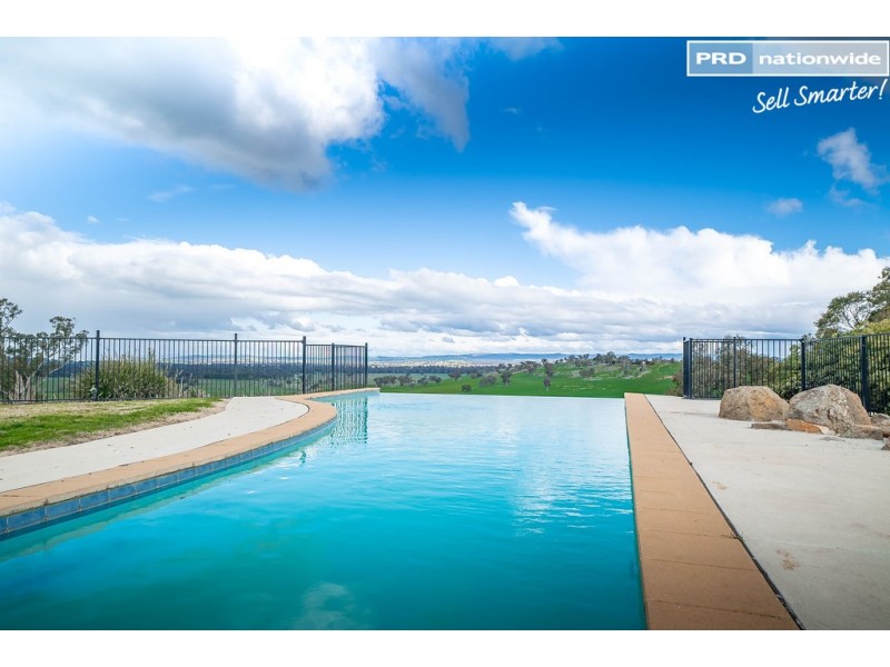 77 Bavin Road, North Wagga Wagga NSW 2650