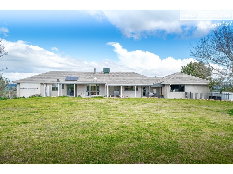 77 Bavin Road, North Wagga Wagga NSW 2650