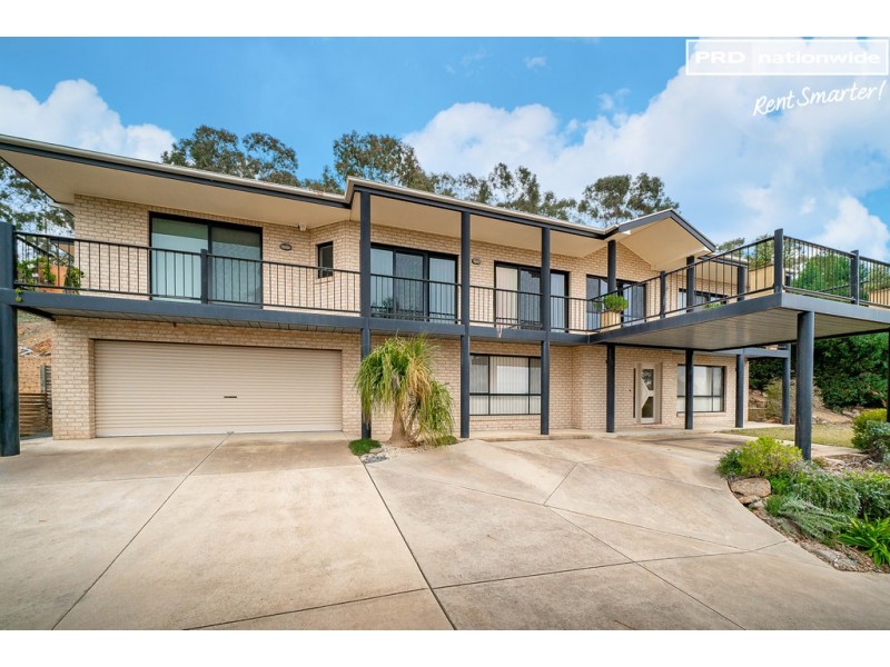 5 Gibbes Close, Kooringal NSW 2650