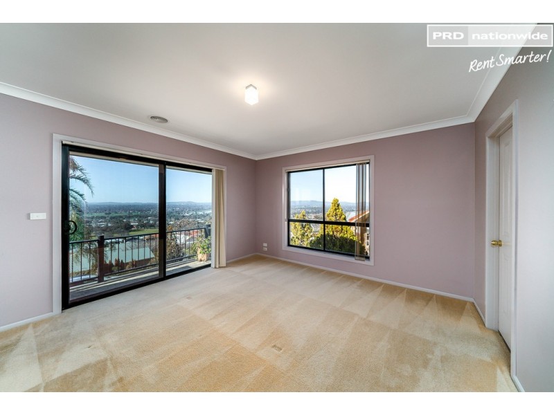 5 Gibbes Close, Kooringal NSW 2650