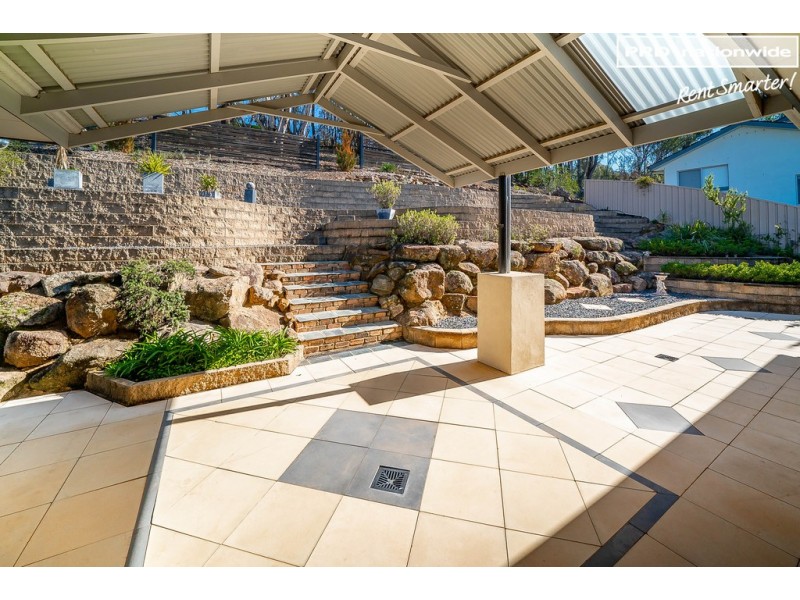5 Gibbes Close, Kooringal NSW 2650