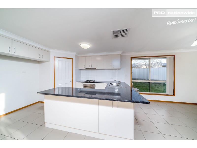 32 Franklin Drive, Estella NSW 2650