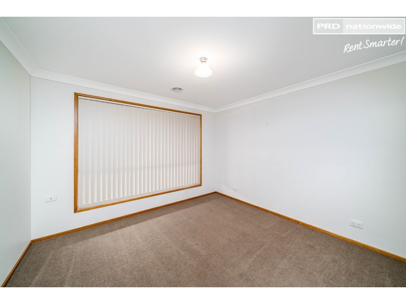 32 Franklin Drive, Estella NSW 2650