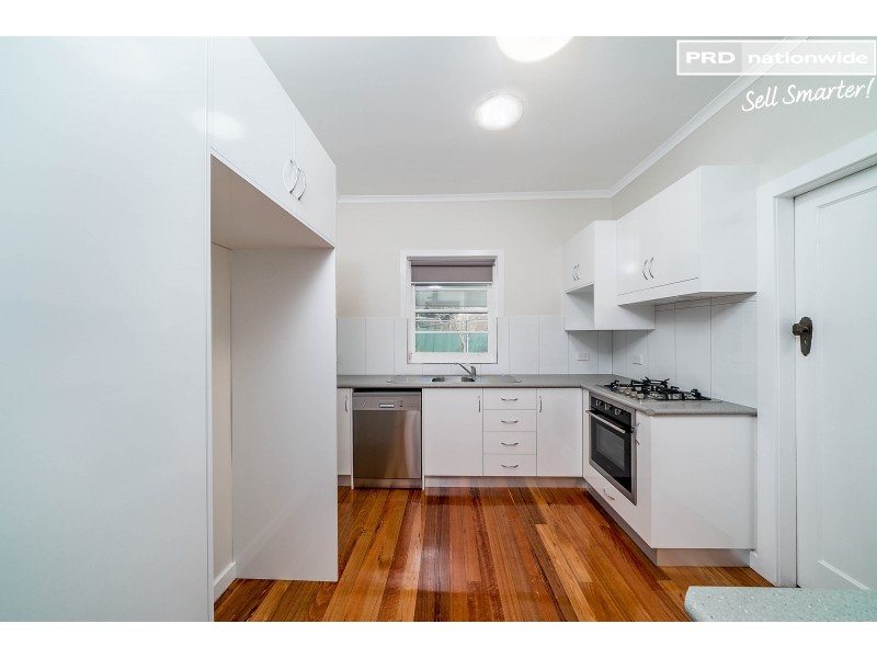 14 Rudd Street, Turvey Park NSW 2650