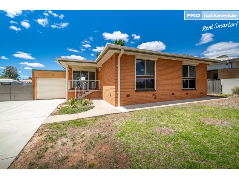 18 Elizabeth Avenue, Forest Hill NSW 2651