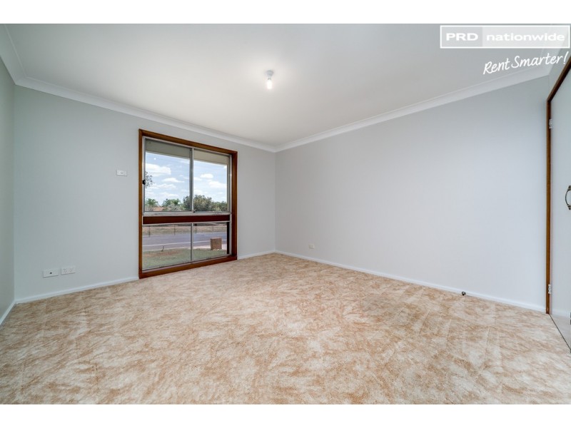 18 Elizabeth Avenue, Forest Hill NSW 2651