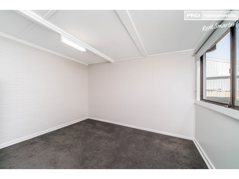 82 Chaston Street, Wagga Wagga NSW 2650