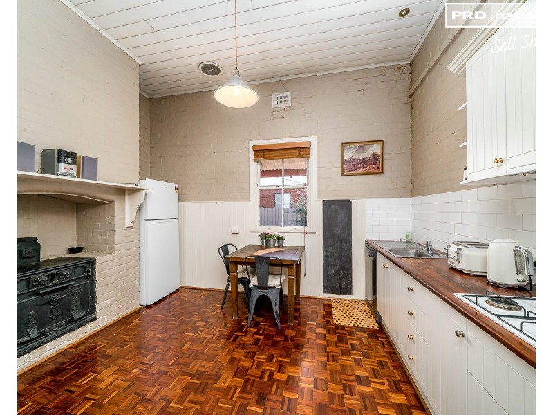 200 Fernleigh Road, Glenfield Park NSW 2650