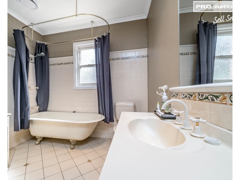 200 Fernleigh Road, Glenfield Park NSW 2650