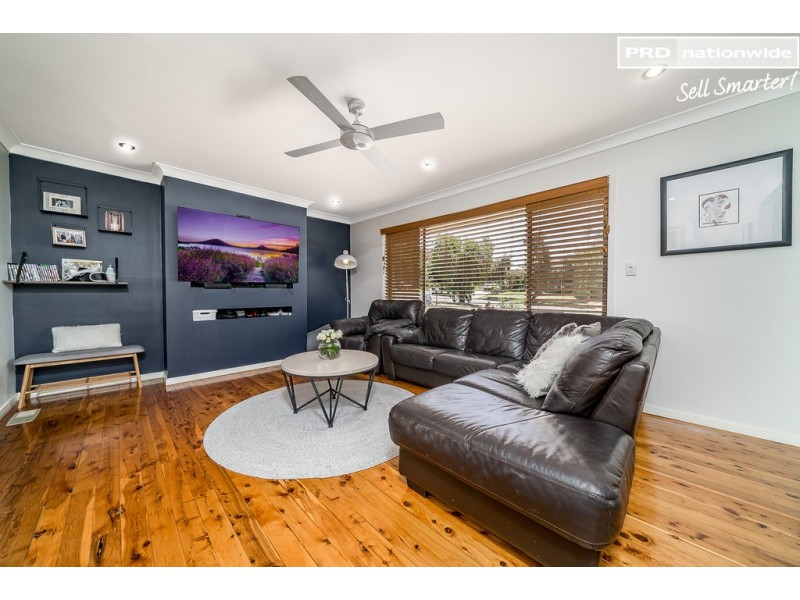 72 Stanley Street, Kooringal NSW 2650